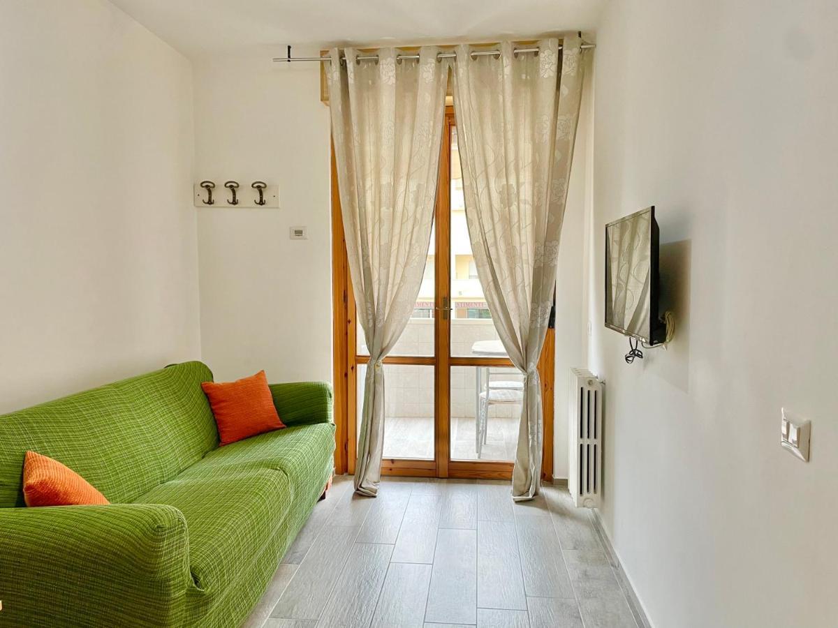 Vita Marina Apartment ปอร์โต ซันเตลปีดิโอ ภายนอก รูปภาพ