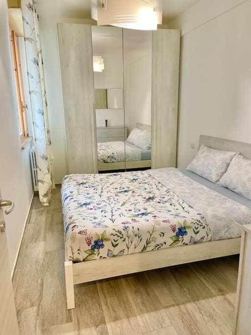 Vita Marina Apartment ปอร์โต ซันเตลปีดิโอ ภายนอก รูปภาพ